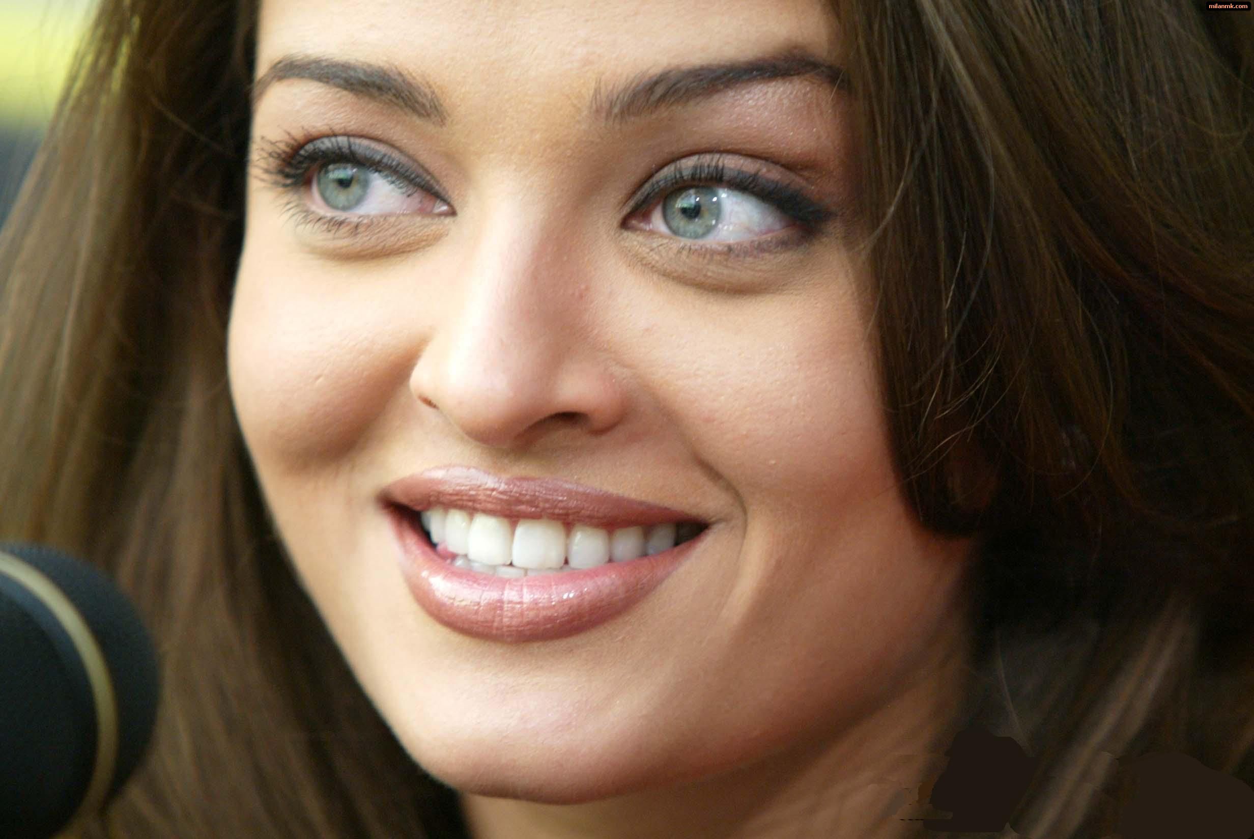 You can now save this picture or wallpaper. Aishwarya Rai Bachchan 282